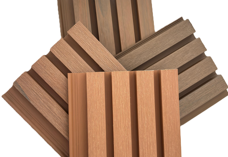 Teak tinten composiet gevelbekleding