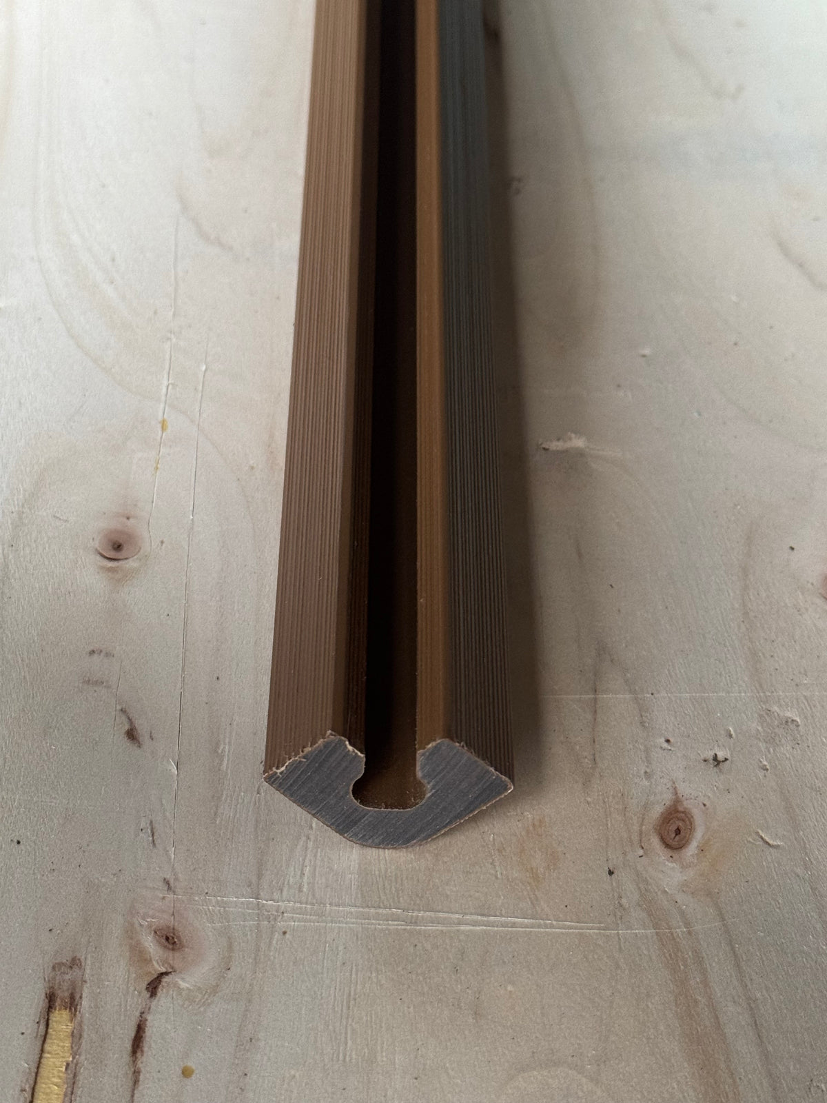 Composite end profile Teak