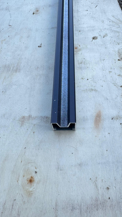 Composiet Schutting I Aluminium onder -of boven profiel