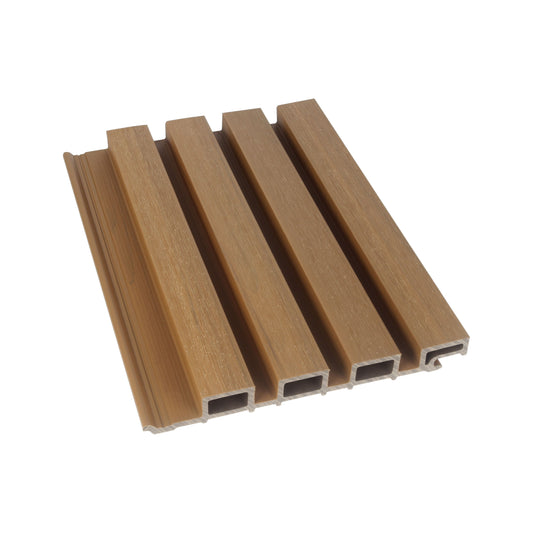 Composiet rabatdeel in Teak